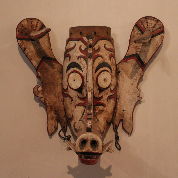 Mask from Irian Jaya / New Guinea